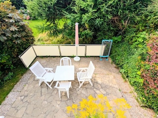 Terrasse mit viel Grün