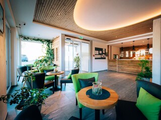 hoernlepass-lobby-rezeption-auszeit