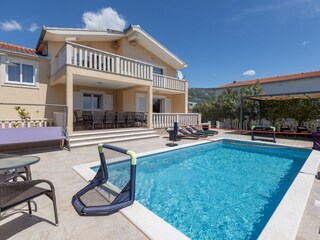 Villa Kastel Novi Außenaufnahme 6