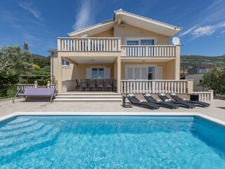 Villa Kastel Novi Außenaufnahme 10