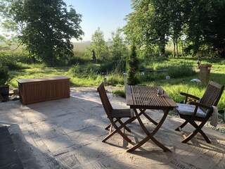 Terrasse am Teich, ganz Privat