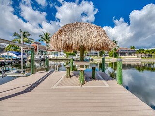Dock/Tiki Hut