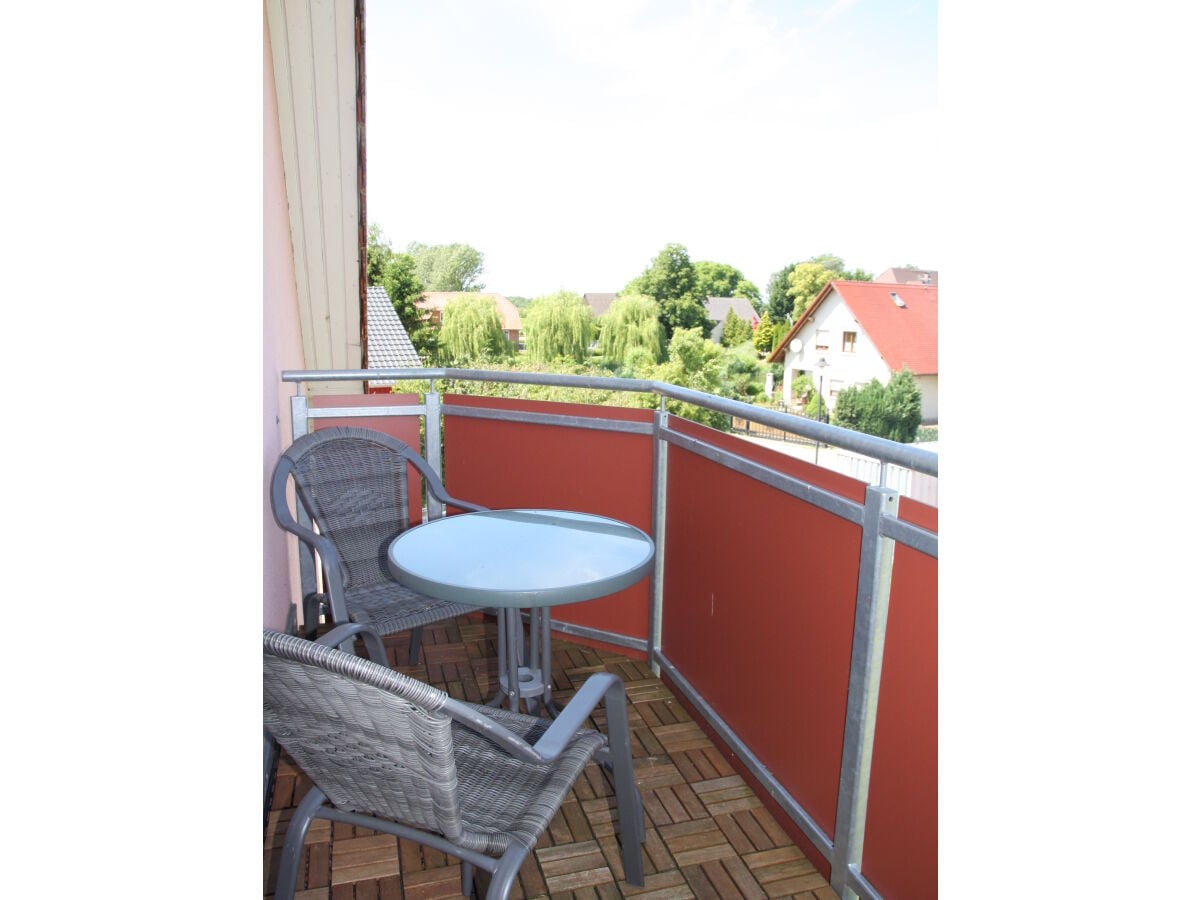 Möblierter Balkon