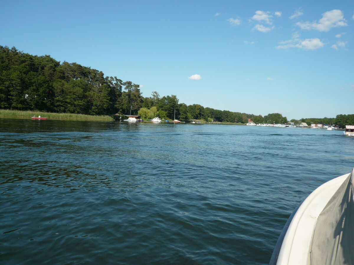 Kleine Bootsfahrt an der Müritz mit Mietboot