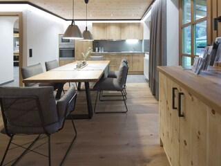 Wohnzimmer mit Küche