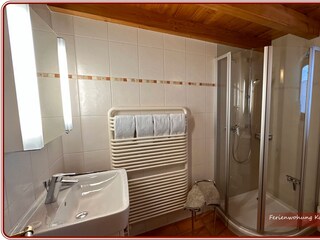 FeWo Kanzelwand Badezimmer