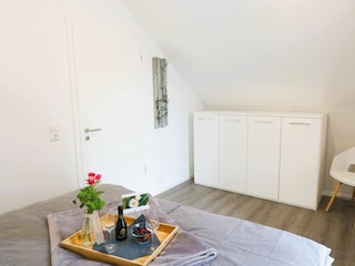 Schlafzimmer DG