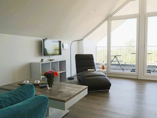 mit Zugang zur Loggia