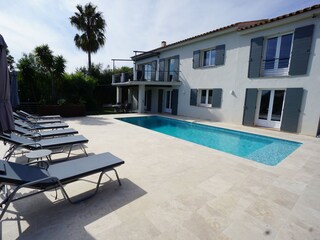 Villa La Croix-Valmer Swimming Pool 24