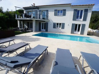 Villa La Croix-Valmer Swimming Pool 25