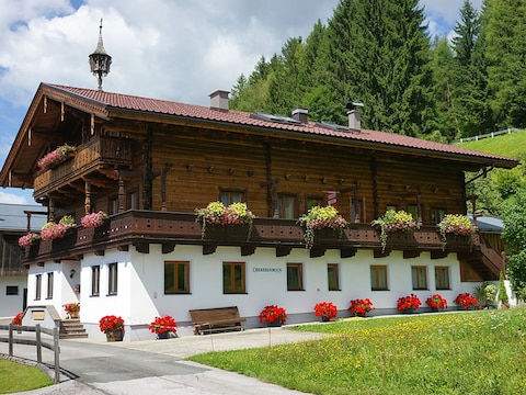 Holiday apartment Oberkrenmoos - Farmhouse