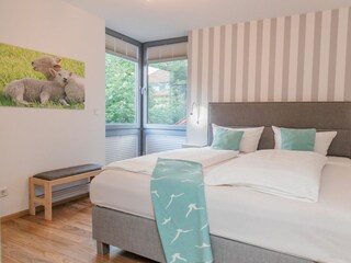 Die drei Schlafzimmer befinden sich im Obergeschoss.