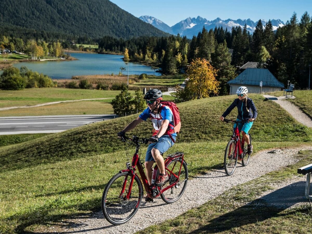 E-Biken und Radfahren in Seefeld