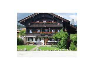 Kirchnerhof - Außenansicht Sommer