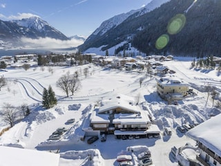 Appartements Garni Fortuna - Hausansicht Winter