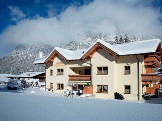 Appartements Kinigadner - Außenansicht Winter 2
