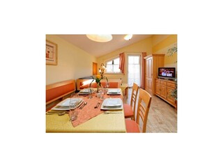 Wohnküche Esstisch - Ferienwohnung Typ C