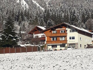 Ferienwohnung Danzl Hausansicht Winter