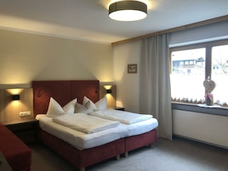 Ferienwohnung Karwendel - Schlafzimmer