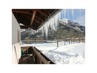 Ausblick vom Balkon zum See