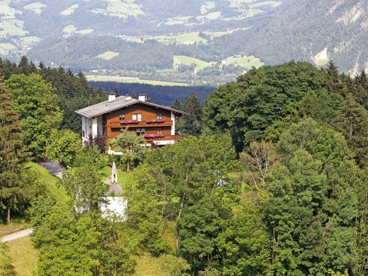 Kapelle und Hof