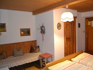 Dreibettzimmer mit Dusche, WC