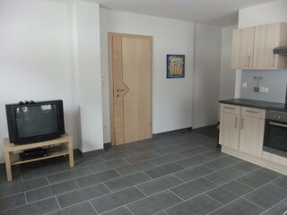 Küche und Fernseher