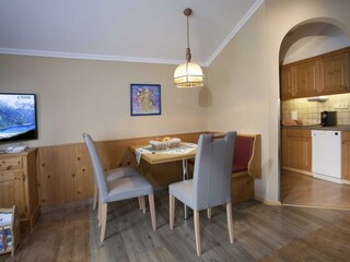 Wohnung 3 - Essbereich und Küche