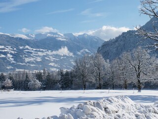 Blick in die Umgebung - gegenüber das Zillertal