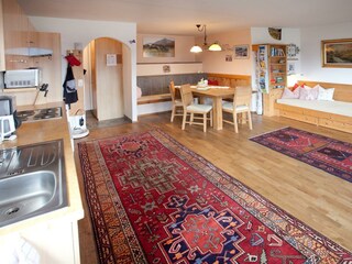 großzügige Wohnküche - Ferienwohnung