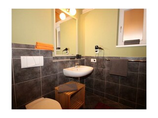 Badezimmer 1