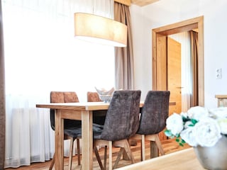 Esstisch - Ferienwohnung Bergjuwel