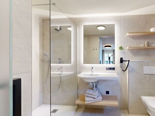 Apartmentf 10 / Badezimmer