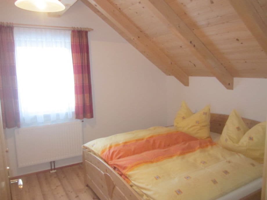 Ferienhaus "schmiedbauer hütt'n", kärnten herr franz dorner Schlafzimmer fichte