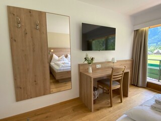 58 Arbeitsplatz falls benötigt