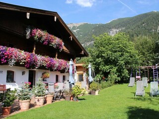 Hausbild - Garten