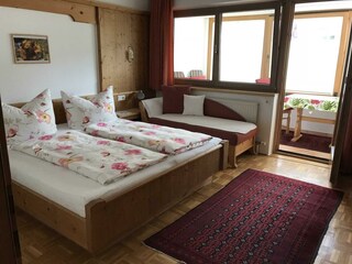 Schlafzimmer mit Sofa