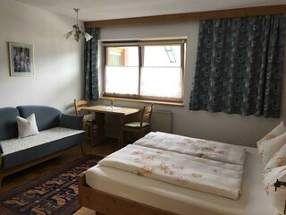 Zimmer 2