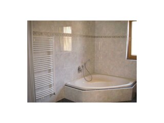 Eckbadewanne - Ferienwohnung Melanie