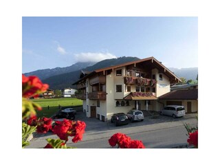 Appartementhaus Sonnenhof - Außenansicht Sommer