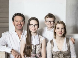 Ihre Gastgeber - Familie Huber