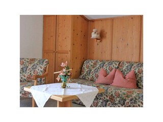 Wohnzimmer - Couch - Ferienwohnung 2-4 Personen