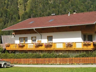 Hausansicht seitlich