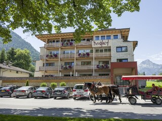 Hotel Garni Berghof - vordere Hausansicht