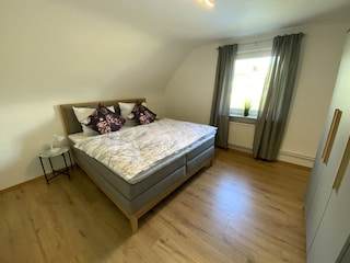 3. Schlafzimmer
