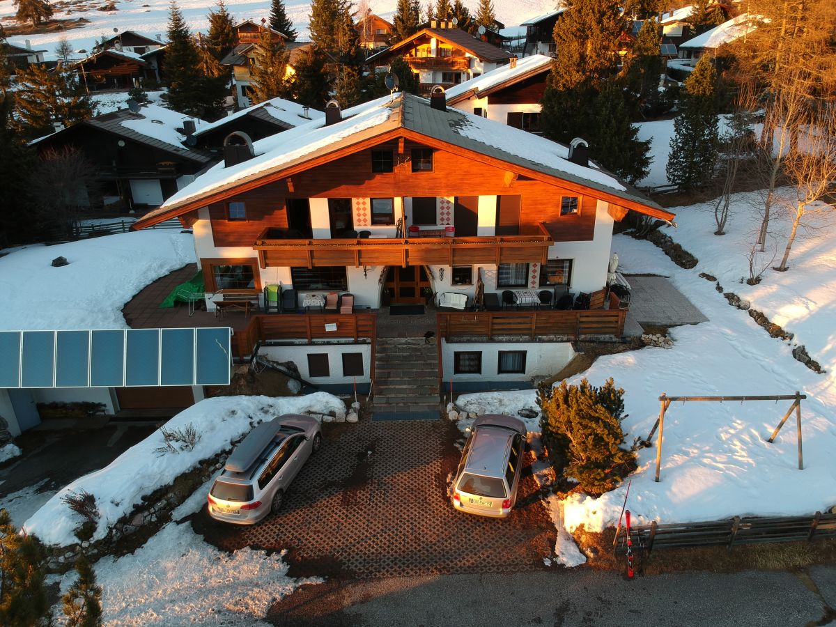 Haus Girgenoy von Süden mit Drohne