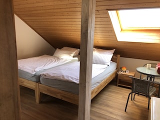 neu eingerichtete Schlafzimmer