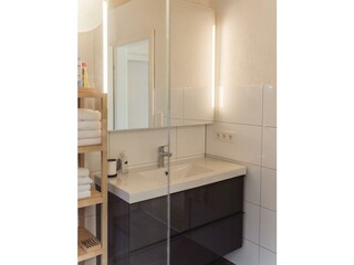 Mountain View Wood - Summer and Winter Holidays