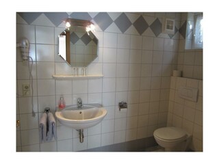 Badezimmer 2