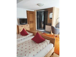 FW Hochjoch Zimmer mit Dusche neu